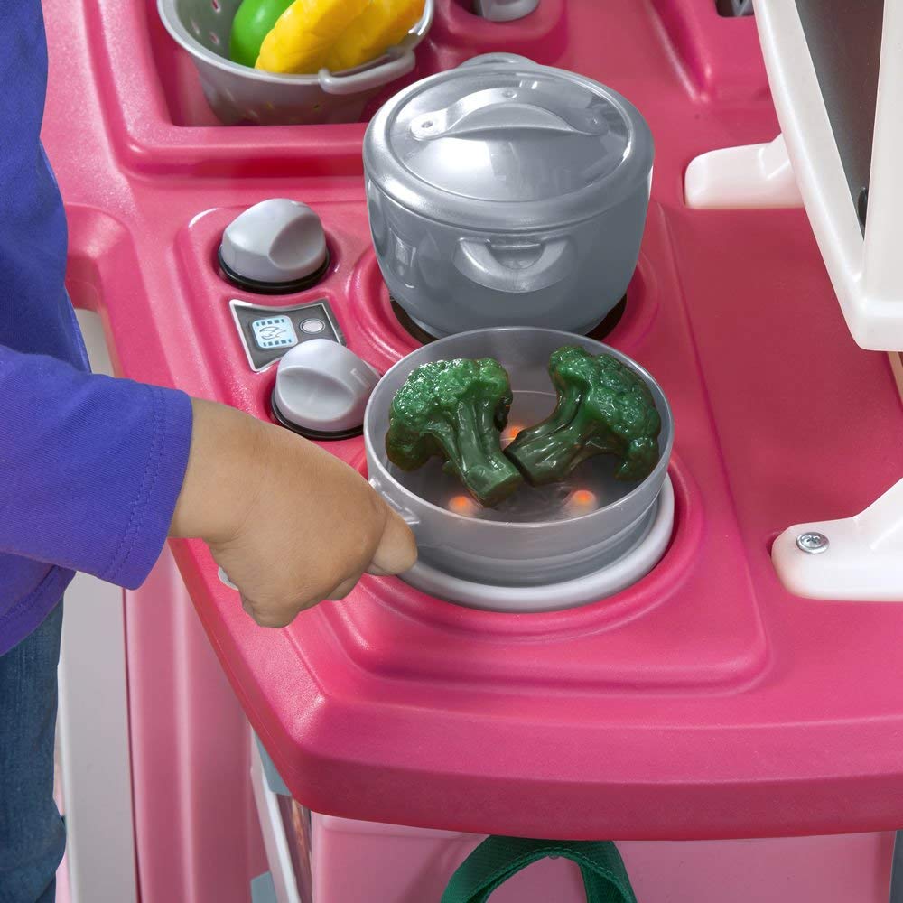 Step2 Great Gourmet Kitchen Pink ของเล่นชุดครัวจำลอง เสริมทักษะด้านจินตนาการ