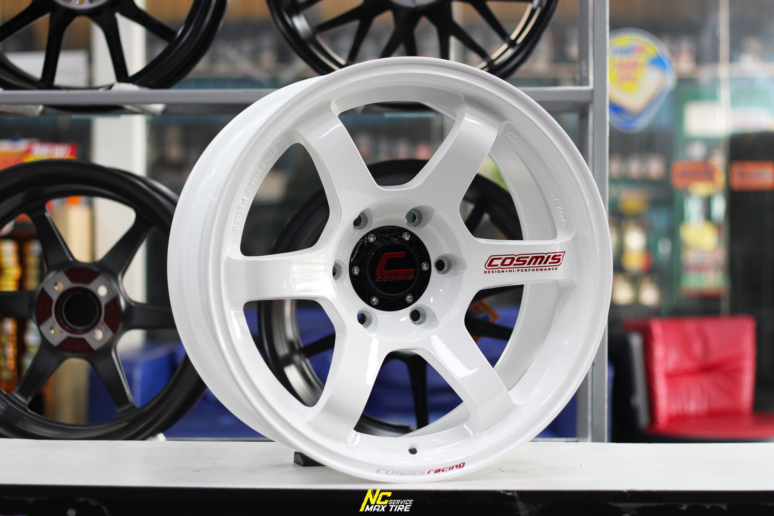 ล้อแม็กขอบ18 / Cosmis / RG06S / ล้อแม็กสีขาว / 18×9.0 6H139.7 ET0