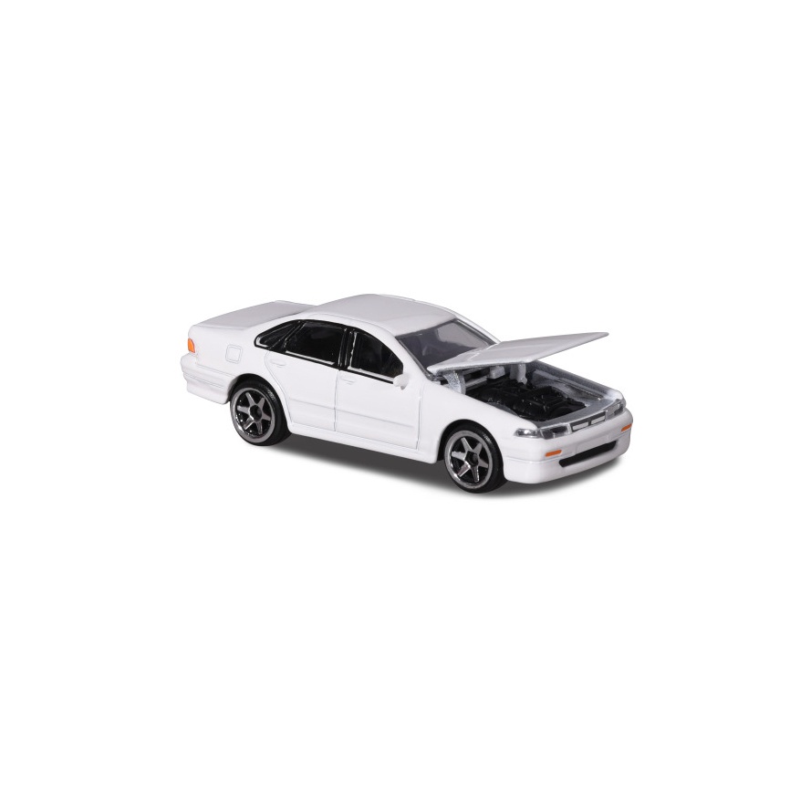 Majorette โมเดลรถนิสสัน Cefiro Classic Car อัตราส่วน 1 : 64 สีขาว