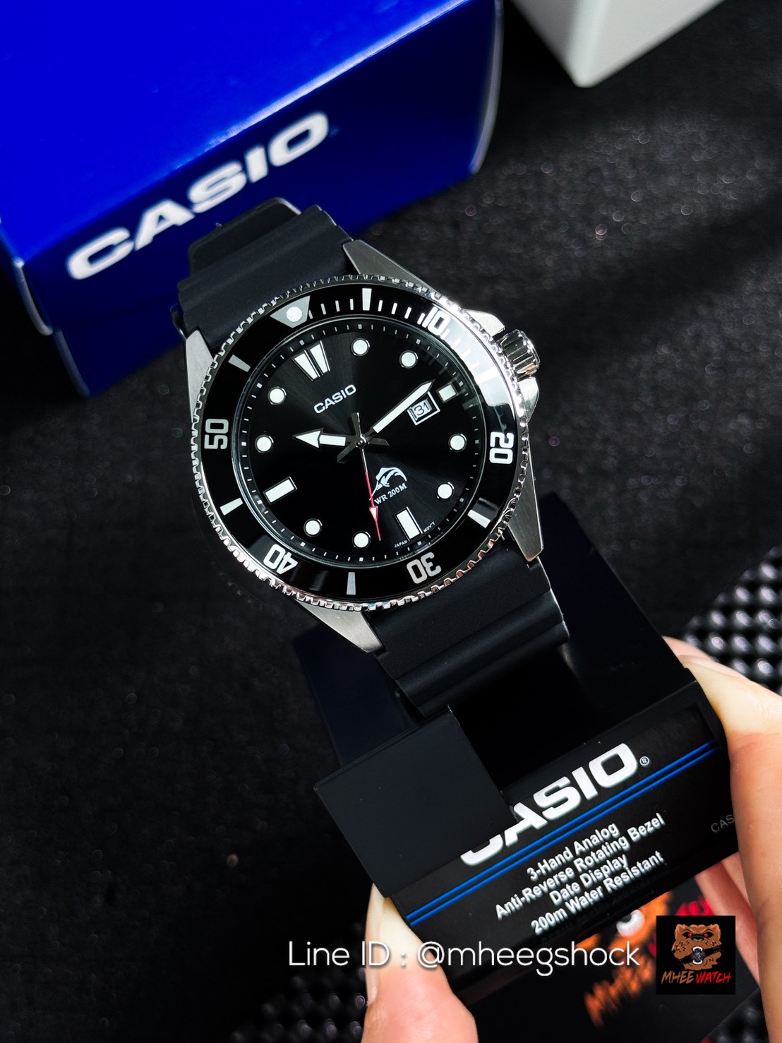 Casio Duro Submarine กันน้ำ200เมตรรุ่นที่ บิล เกต ใส่ ล๊อตเก่าหายากมากมีรูปปลาวาฬที่ตัวเรือน