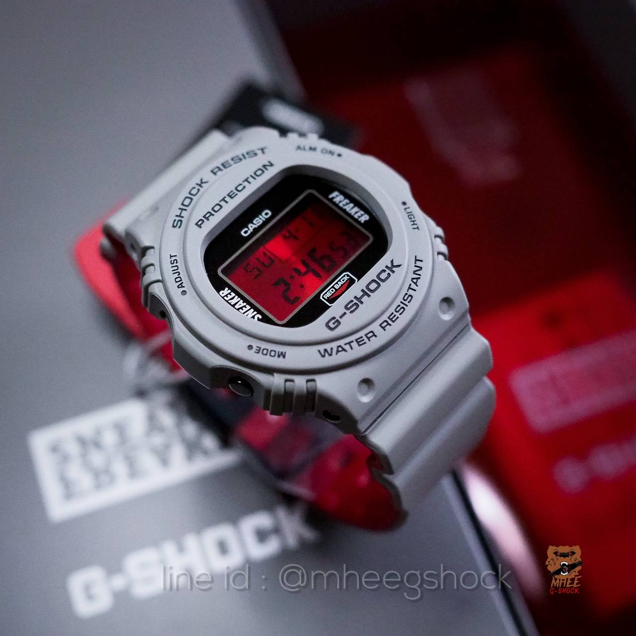 นาฬิกา Casio G-Shock × Sneaker Freaker DW-5700SF-1 35th Anniverary Collaboration Limited ของแท้ รับประกัน 1 ปี