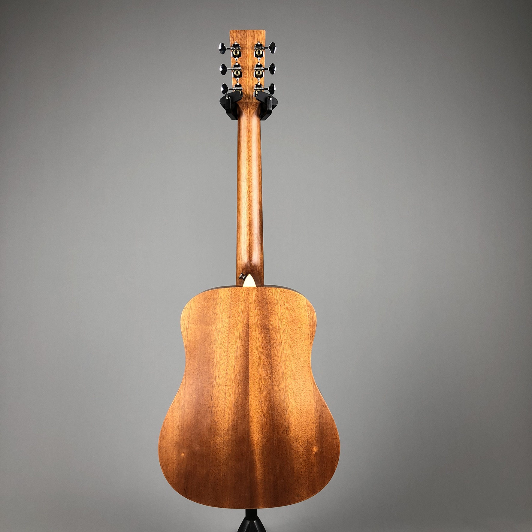 กีตาร์โปร่งไฟฟ้า Veelah Baby To Go ME (Bel Cat Pick Up)