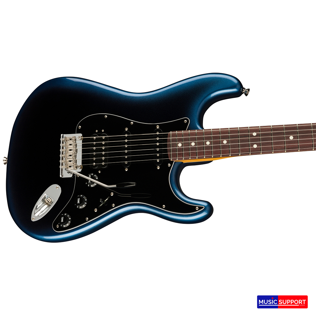 กีตาร์ไฟฟ้า Fender American Professional II Stratocaster HSS RW