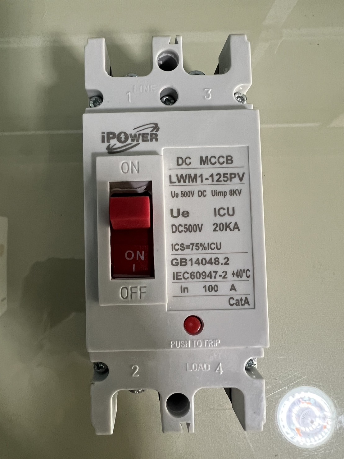 เบรคเกอร์แบต DC Ipower (IPOWER LWM1 100A) ชิ้น 2023-03-21 14:07:36 2024-06-11 16:43:42