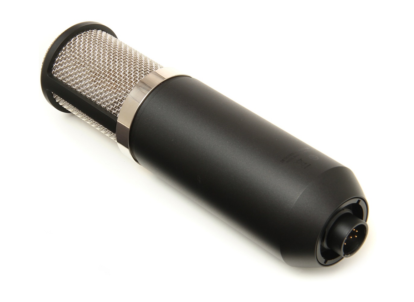 AKG P820 Tube Large-diaphragm Tube Condenser Mic