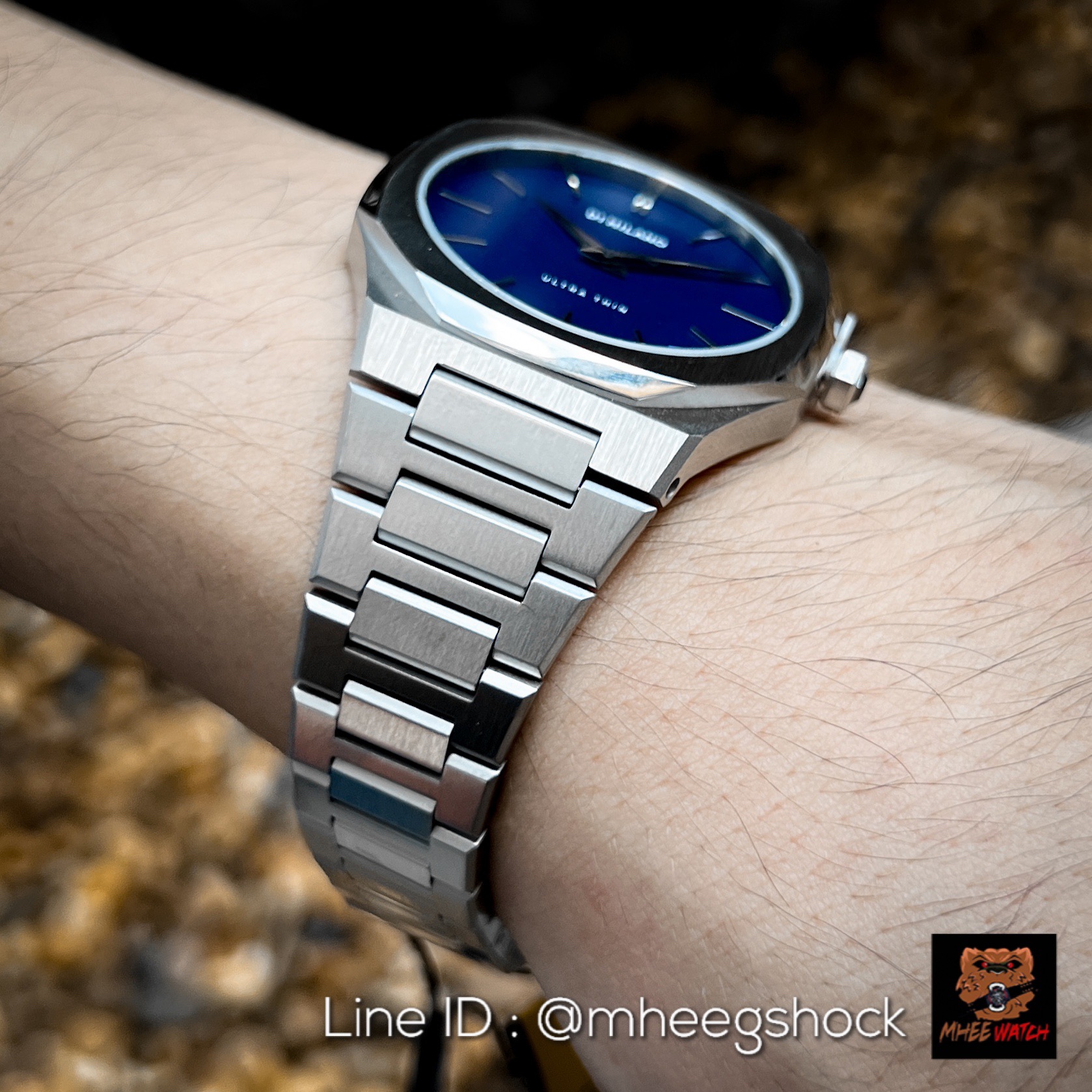 D1 milano Ultra Thin Silver Blue Color Luxury Watchหน้าปัดบางเฉียบ Rare item