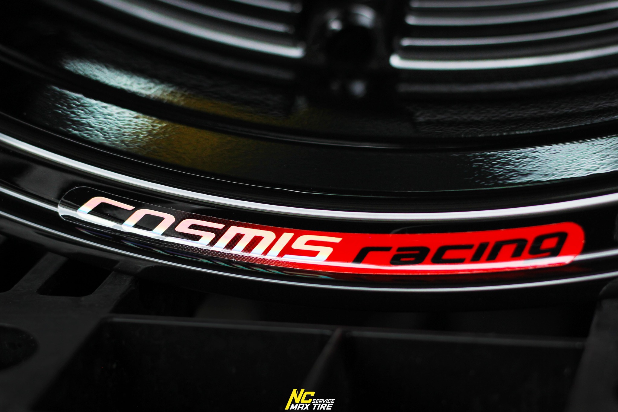 ล้อแม็กขอบ18 / Cosmis : Type-R Revolution / 18x8.5 6H139.7 ET22 / ล้อแม็กสีดำCNCข้างก้านCNCตัวหนังสือ / ล้อแม็กสำหรับรถกระบะ / NCล้อแม็ก