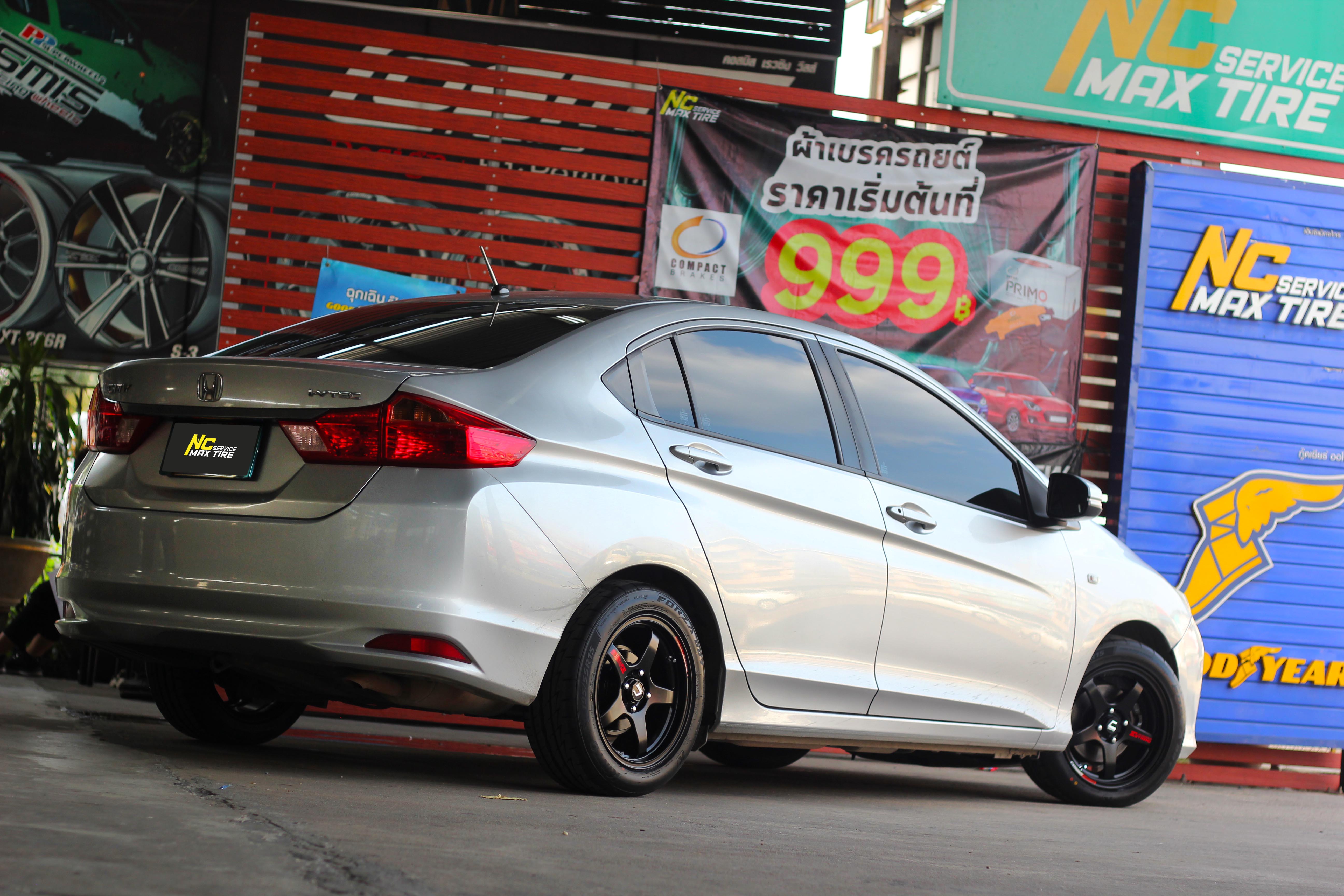 Honda City / ล้อแม็กขอบ15 / Cosmis / Estremo 10TH Anniversary / 15x7.0 4H100 ET35 / ล้อแม็กสีดำด้านทั้งวง+เพลท / ล้อแม็กสำหรับรถเก๋ง City Car , Eco Car / ล้อแม็กสวยๆ / NC