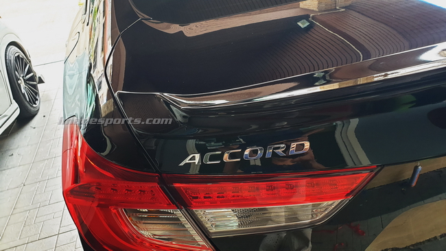 Spoiler หลัง ducktail Hybrid style