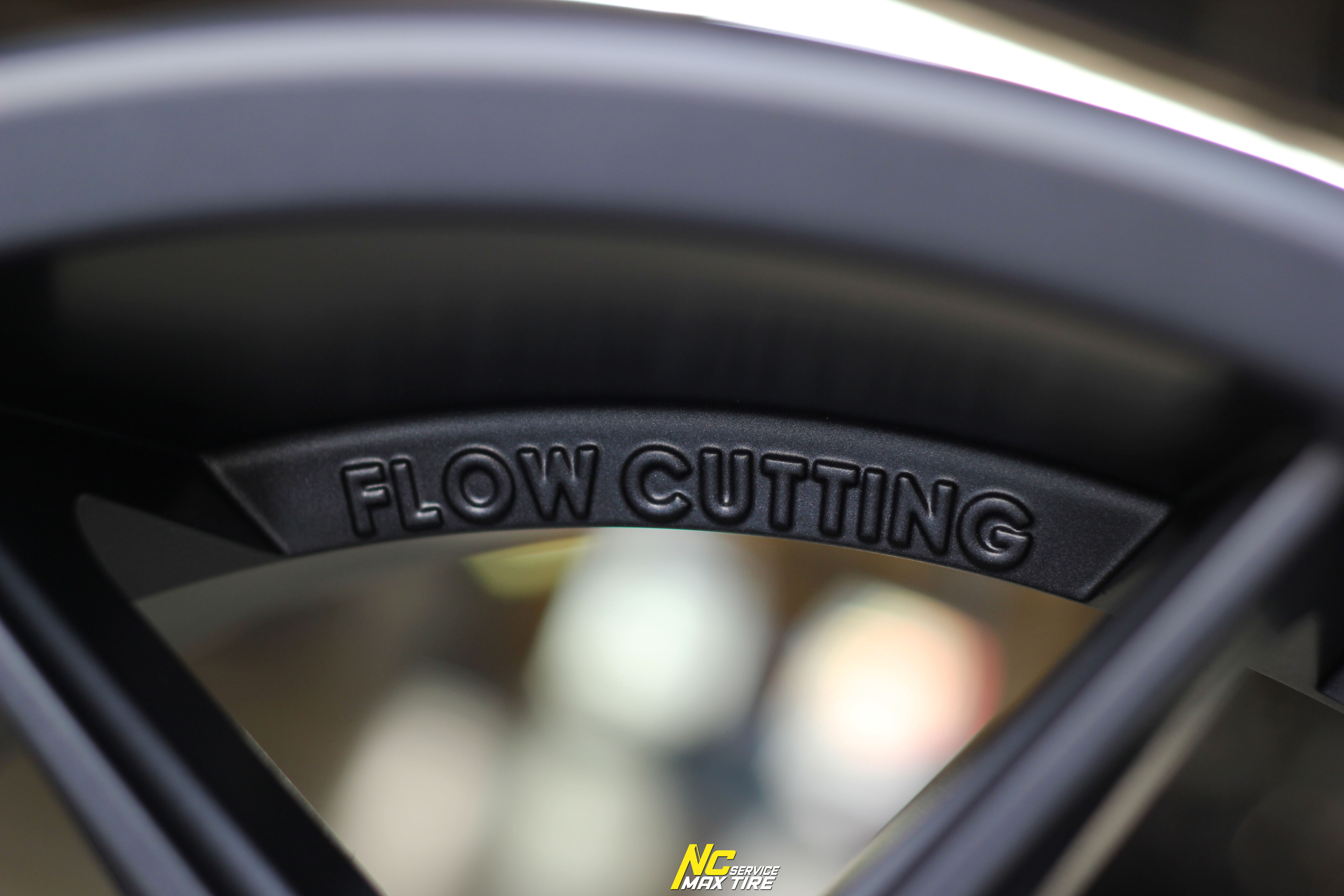 ล้อแม็กขอบ18 / NAYA / Alpha / T6 / 18×9.5 6H139.7 ET28 / ล้อแม็กสีกัลเทาเข้มทั้งวง / ล้อแม็กสำหรับรถกระบะ / SUV / PPV / ล้อแม็กสวยๆ / NC