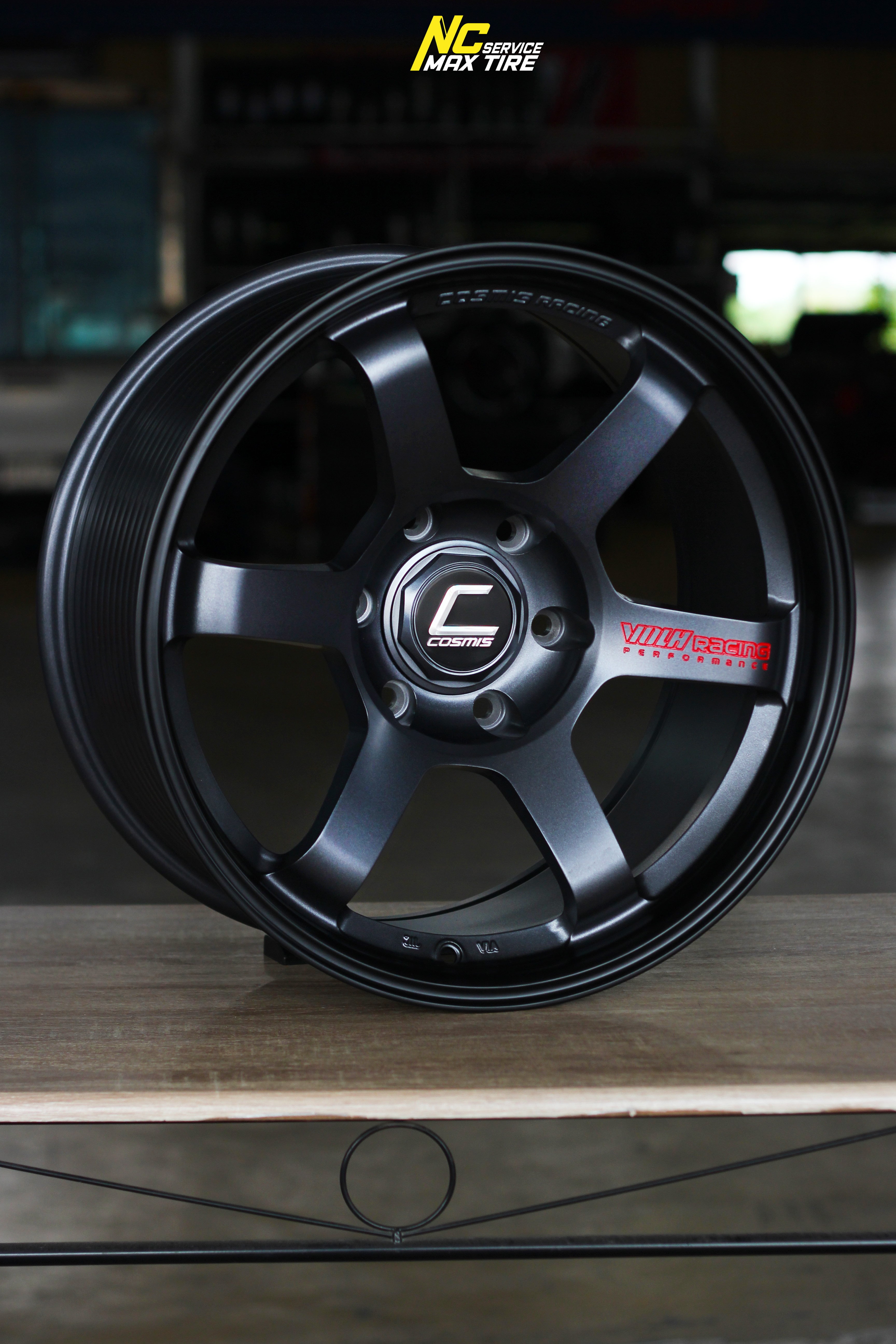 ล้อแม็กขอบ18 / Cosmis / RG-06SR / ล้อแม็กสำหรับรถกระบะ / SUV /PPV / 18x9.0 6H139.7 ET0 / ล้อแม็กสีกัลเทา+ตัวหนังสือแดงที่ก้าน / NC
