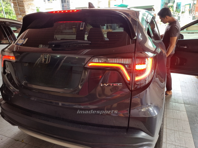 โคมไฟท้าย HRV S-Black Edition STYLE (White)