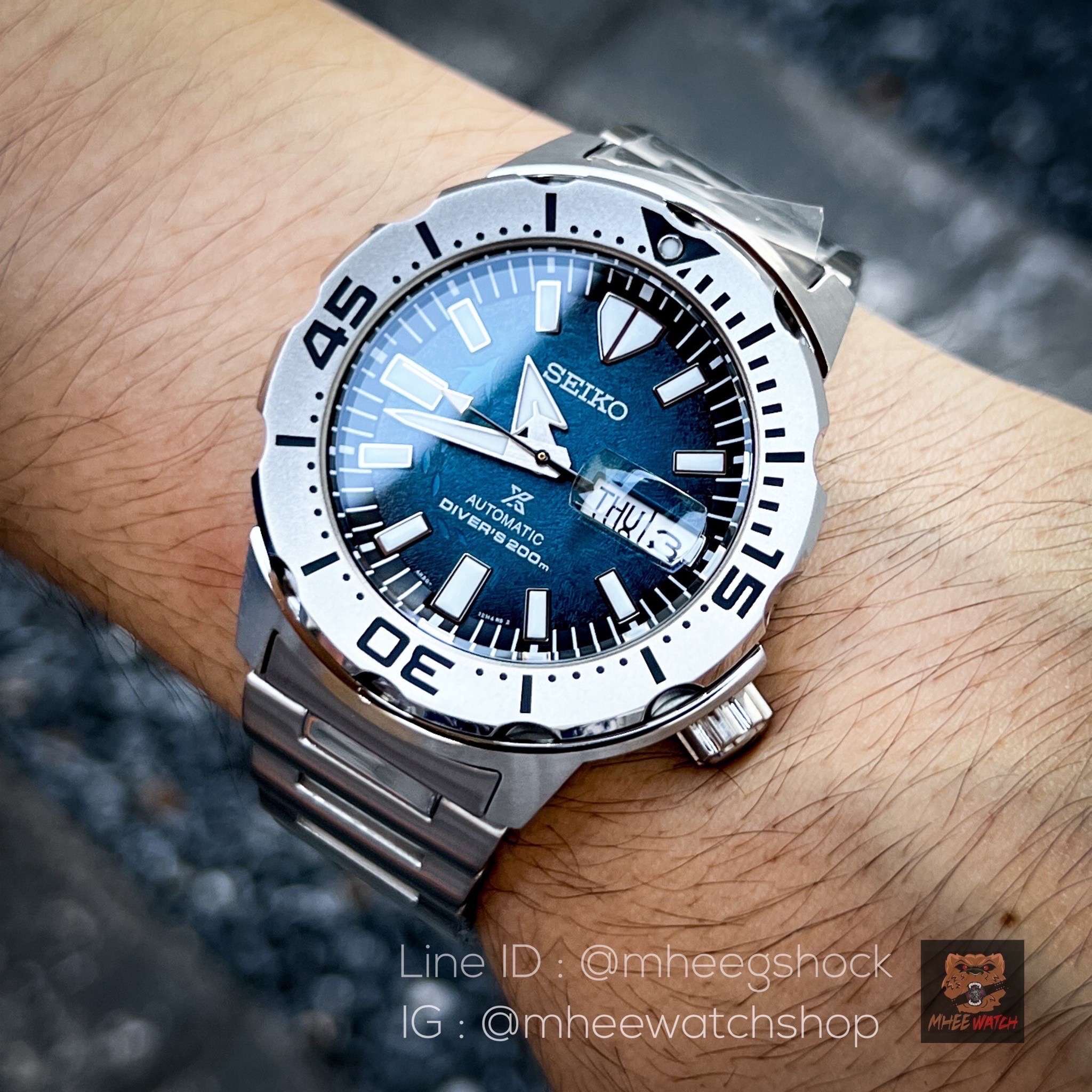 Seiko Monster Special Edition Save The Ocean in the Night of The Antarctica GEN2 (กระเบนกลางคืน SRPH75K1)