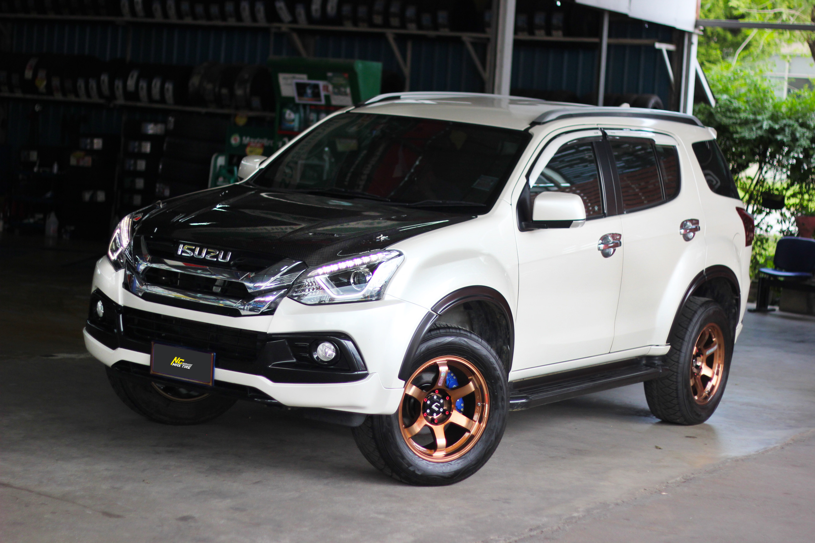 ISUZU MU-X / ล้อแม็กขอบ18 / Cosmis / RG-06S / Copper / Custom Color / 18X9.0 6H139.7 ET0 / SUV / PPV