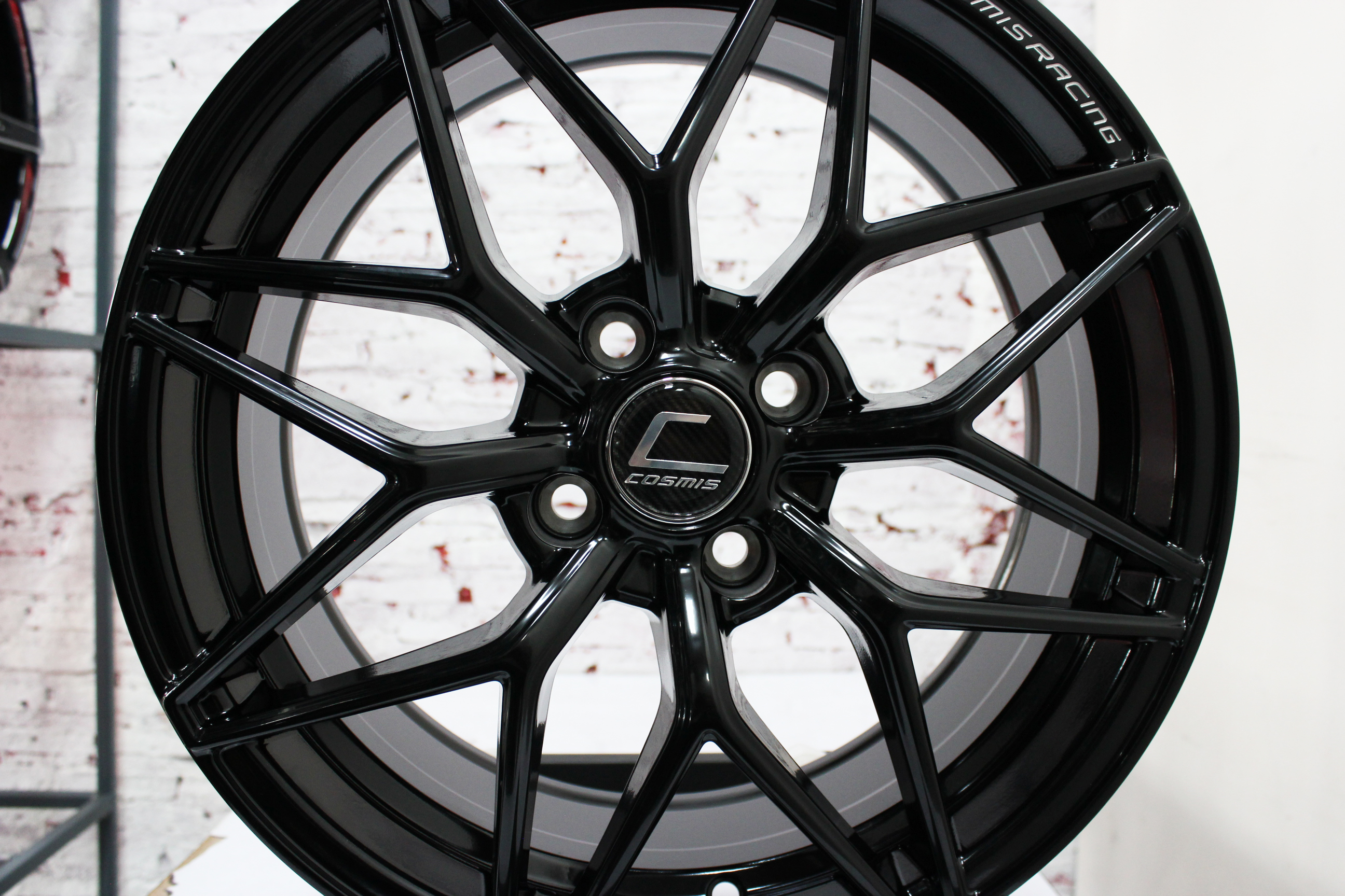 ล้อแม็กขอบ16 COSMIS PV-2 สีดำทั้งวง cncข้างก้าน สำหรับรถเก๋ง (ราคาต่อวง)