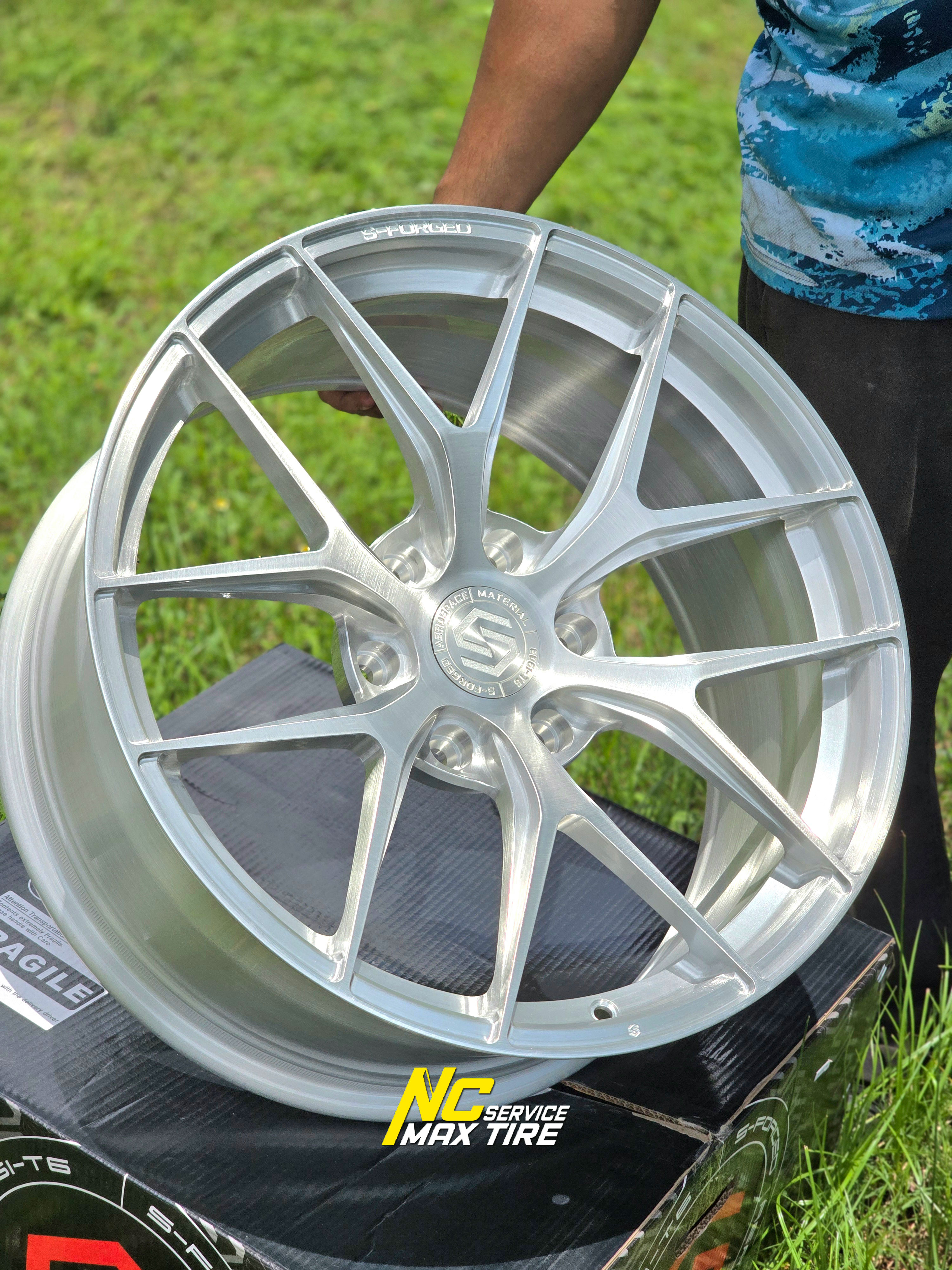 ล้อแม็กฟอร์จขอบ20 / S-Forged / SF-03 Brush / สำหรับ SUV PPV และ กระบะตัวสูง / 20x9.0 6H139.7 ET15 / ราคารวม4วง / NCmaxtire