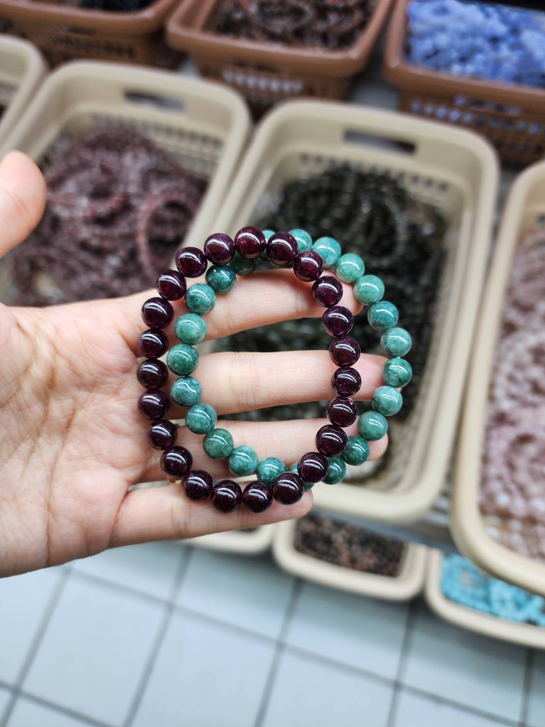 หยก และ โกเมน 8 mm เซทคู่พลังงานดี เพียง 1,555.-฿