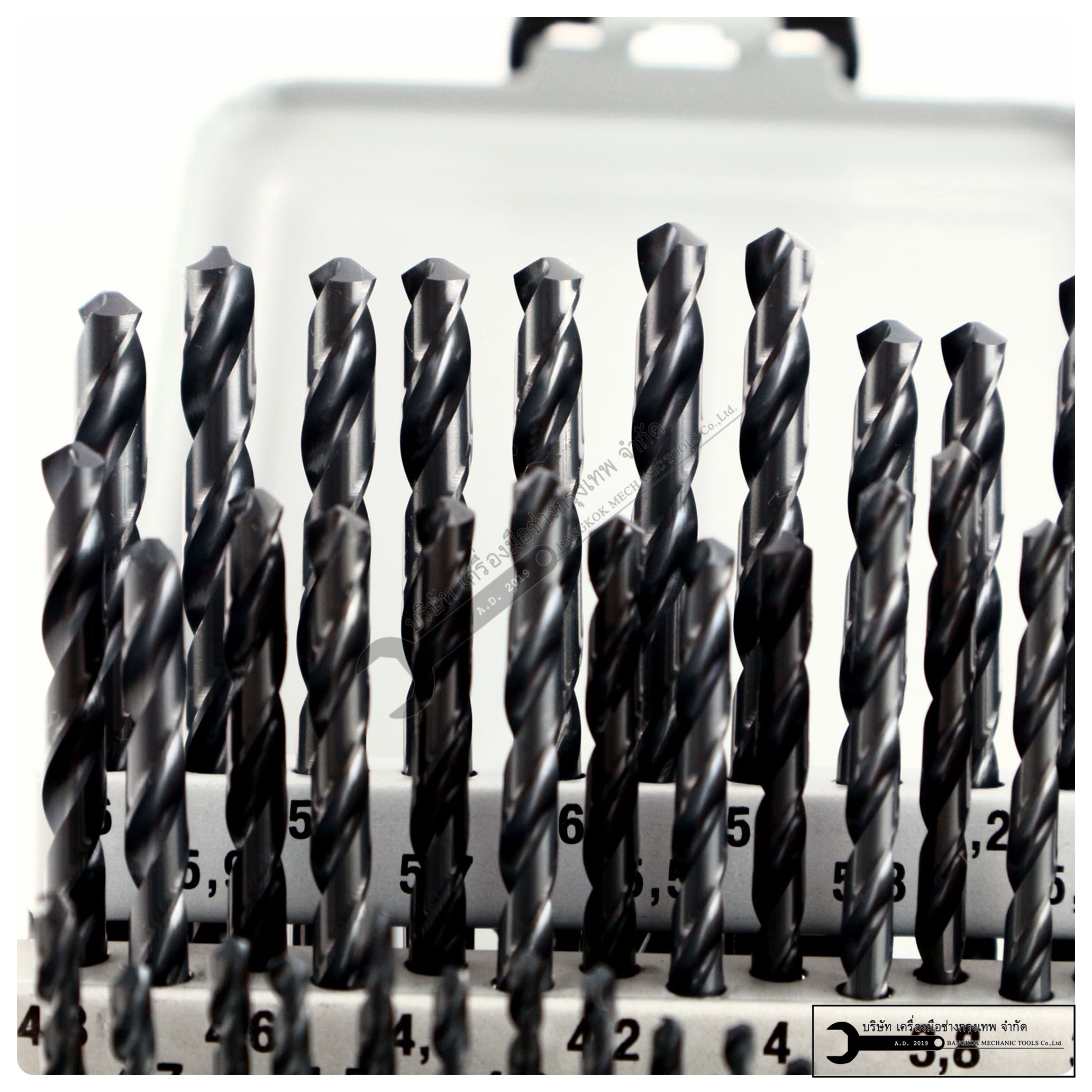 NACHI ชุดดอกสว่าน (1.0-6.0MM 51ดอก/ชุด) รุ่น M-02