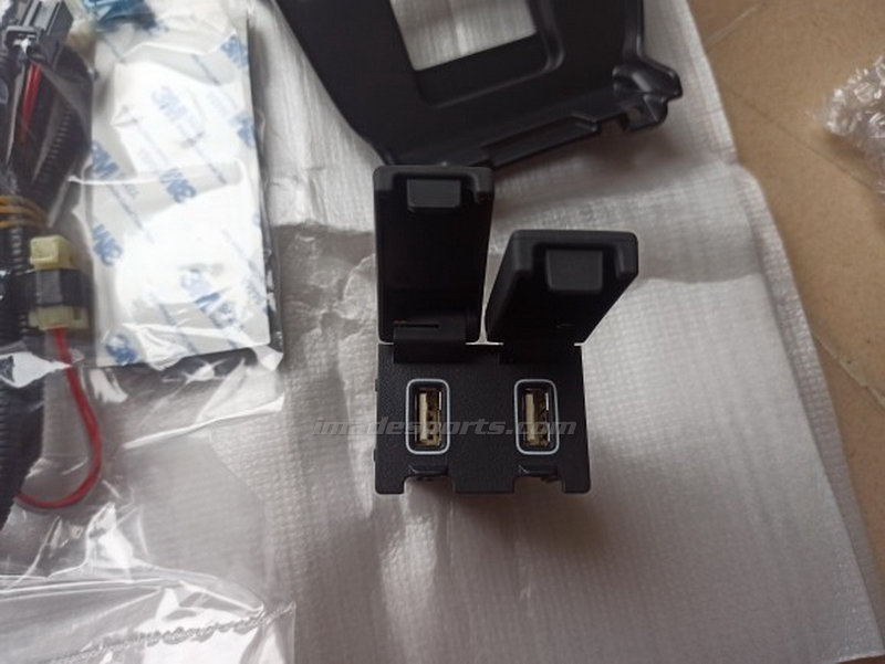 Adaptor USB Port คู่ 12V 2.5A Honda แท้