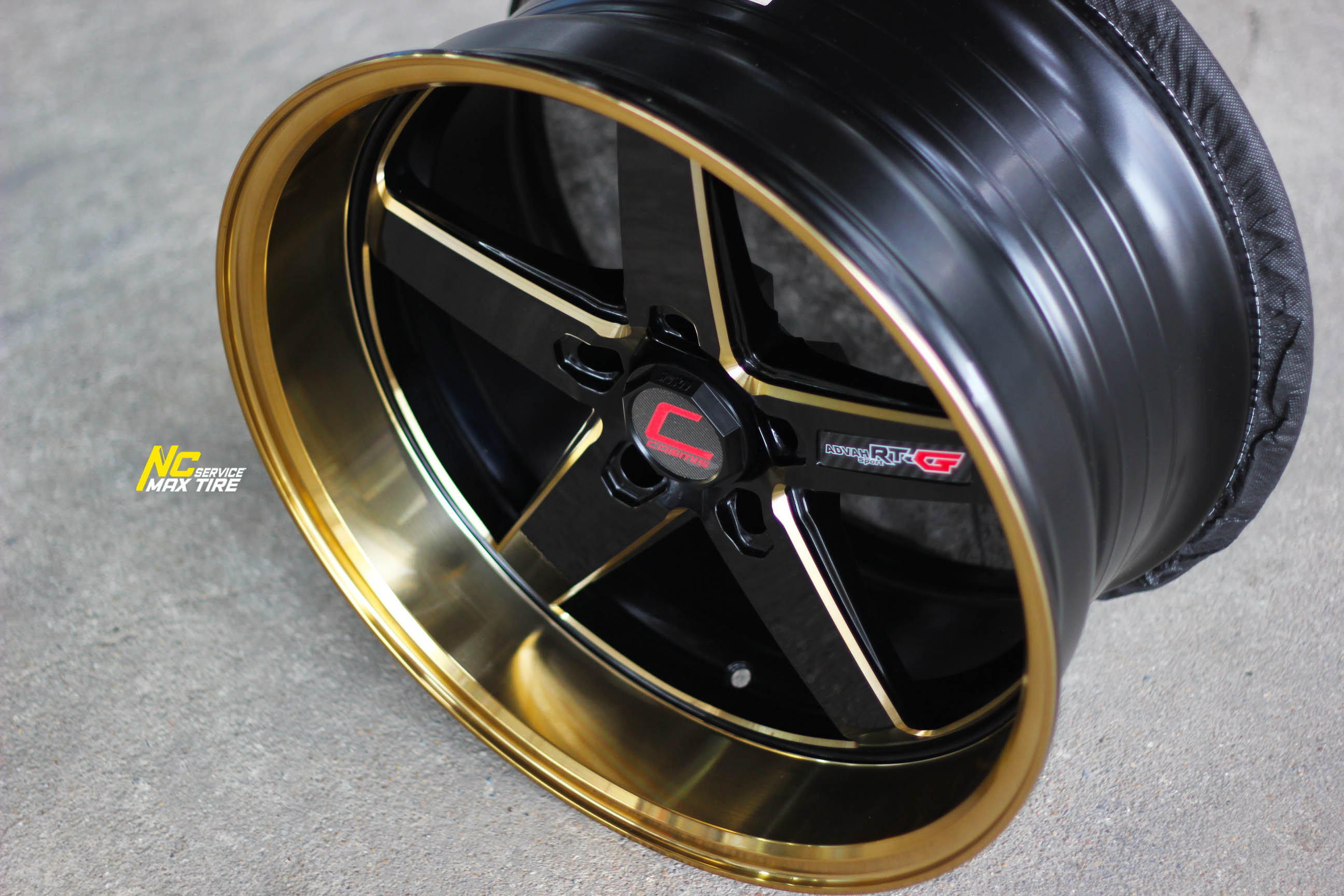 ล้อแม็กขอบ18 / Cosmis / RT-G / ล้อแม็กสีดำขอบทอง / 18x9.5 ET12 5H114.3 / ล้อแม็กสำหรับกระบะตัวเตี้ย / NCmaxtireService
