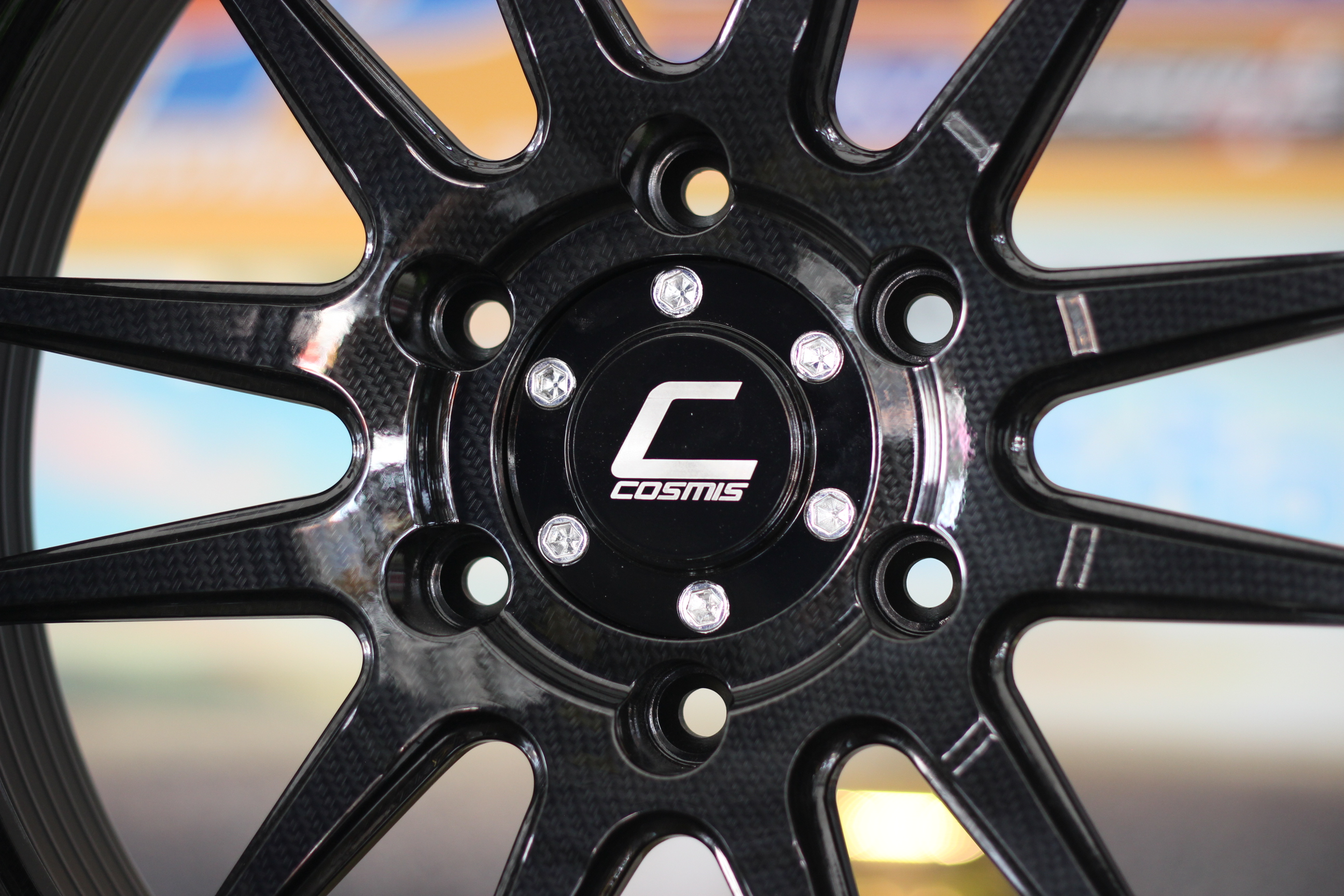 ล้อแม็กขอบ20 / Cosmis / XT-206R / ล้อแม็กเคลือบคาร์บอนเคฟล่าแบบเงา / 20x9.5 6H139.7 ET+12