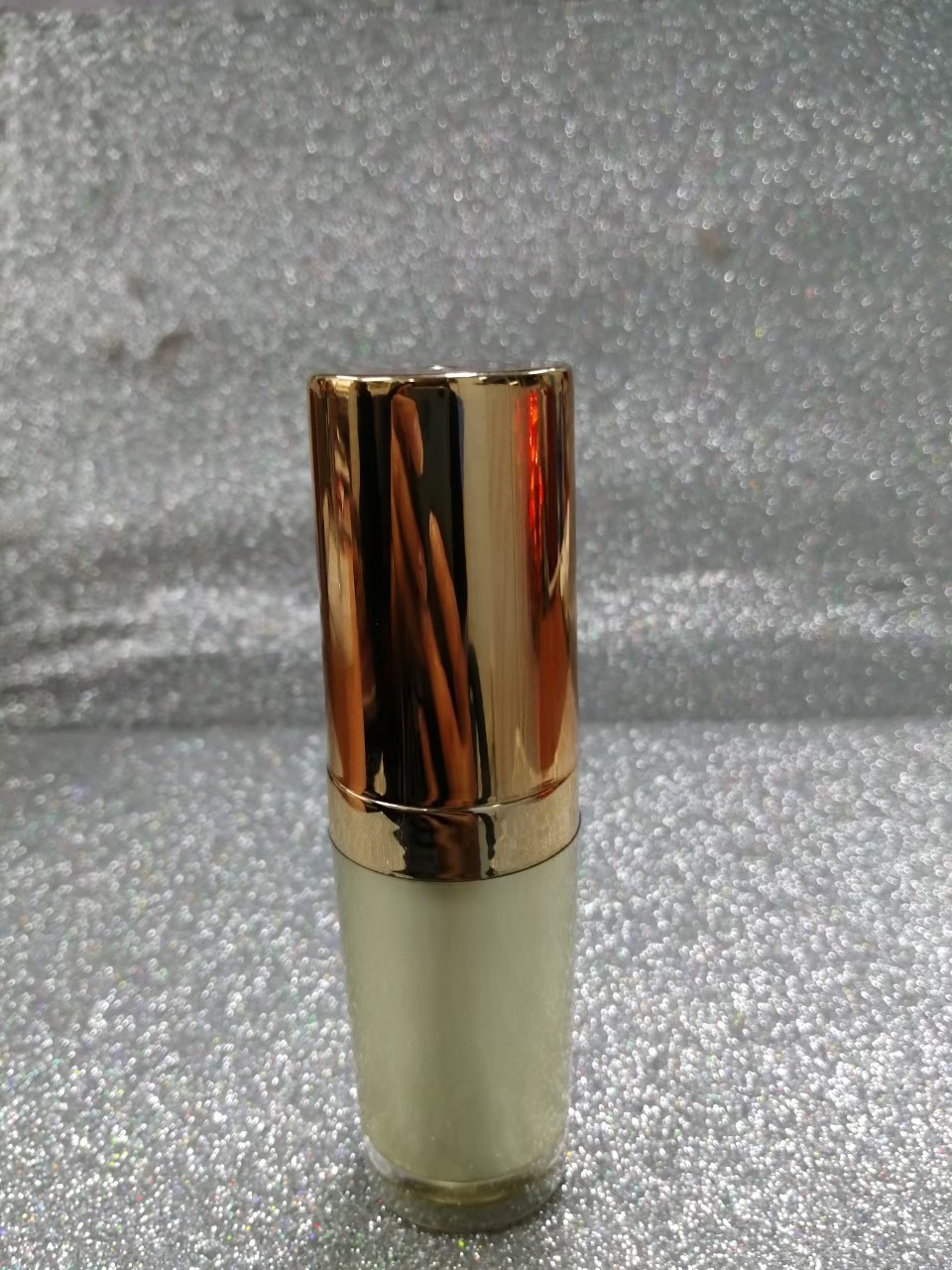 ขวดปั้มสีทองเงาฝาครอบสีทองเงา ขนาด 30 ml.