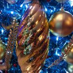 ของประดับต้นคริสต์มาสธีมสีทองด้าน