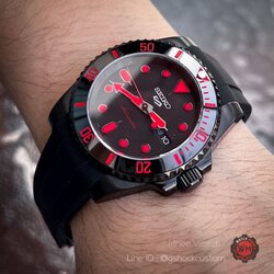 SeikoMod 5Sport Deadpool Submariner Black Red Dial Rubber Strap SRPD83K1