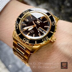 Seiko รุ่นในตำนานSNZH60 5Sports fifty five Fathoms Gold discontinued