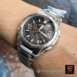 Casio Wave Ceptor Black Gold Dial Solar Multi Band 6 Full Metal Steel