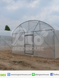 โรงเรือนเมล่อน ทรงจั่วโค้ง ขนาด 6x12ม. พร้อมราวแขวน 4หลัง จ.ชลบุรี