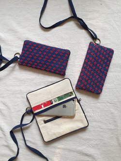 Neck pouch wallet กระเป๋าคล้องคอปักลาย sashiko