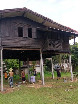 ช่างดีดบ้านปูนใกล้ฉันนครพนม