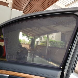 ม่านบังแดด Groovy CRV G3 รุ่น SNAP ON (EMBEDED) 2007-2012
