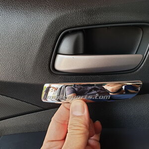 ด้ามมือเปิดประตูใน Jazz GK