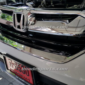 คิ้วช่องลมกระจังหน้า CRV G5 (Black Kevlar/ Silver)