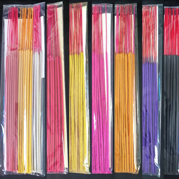 ธูปแหนบ 13 นิ้ว สีต่างๆ สารพัดสี ธูปแหนบ 13 นิ้ว สีต่างๆ สารพัดสี